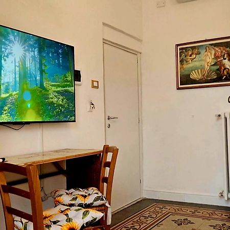 Venere Supercentral B&B Florencia Exterior foto